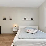 Central Studio Apartment Apt 103